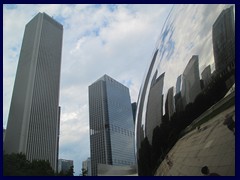 Millennium Park 23 - Aon Center and Cloud Gate